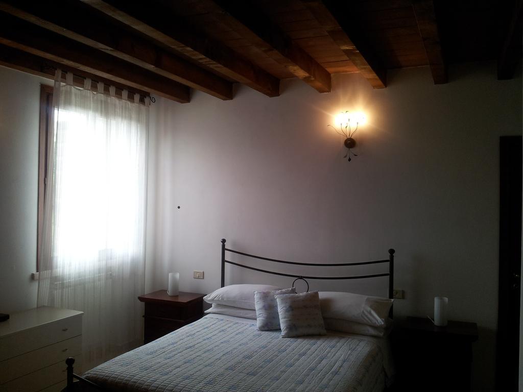 Bb Parco Del Mincio Bed and Breakfast Virgilio Eksteriør billede